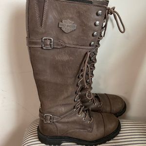 Worn couple of times in like new condition! Motorcycle boots about knee high.